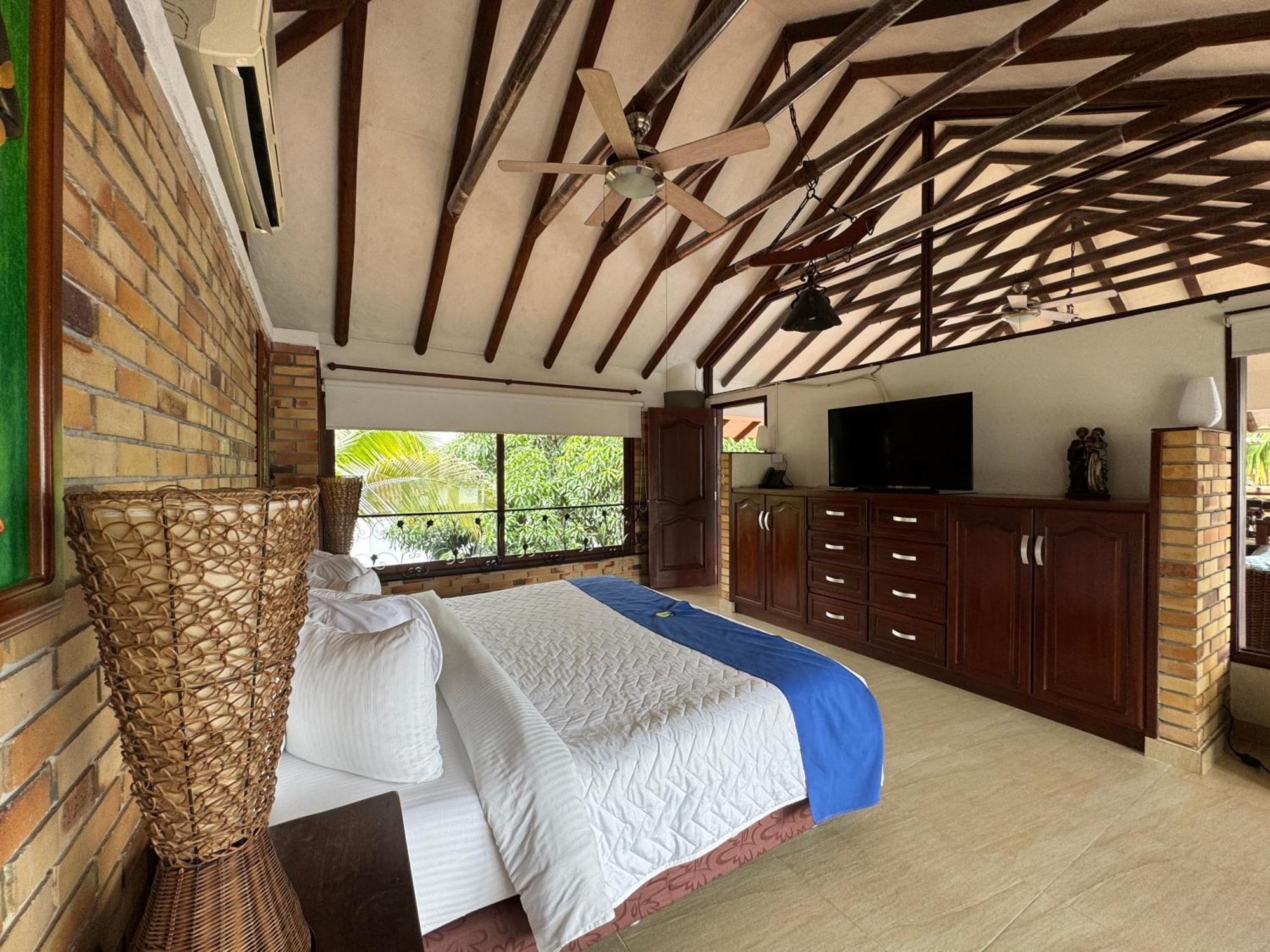 Hotel Boutique Villas De San Sebastian Ла-Пальмера Экстерьер фото